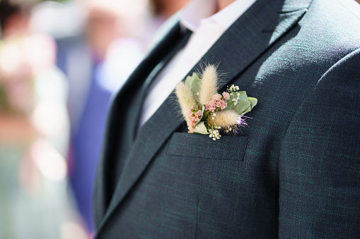 The Fascinating History and Modern Trends of Buttonholes, Boutonnières, and Floral Pockets